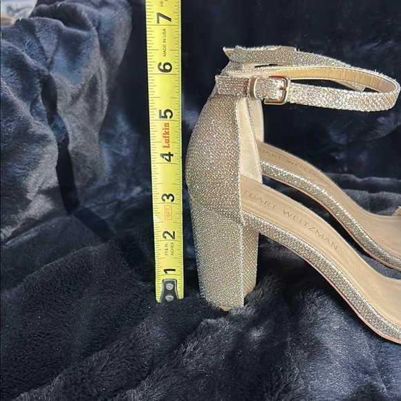 Stuart Weitzman Gold Mesh 3” Heels - Picture 4 of 8